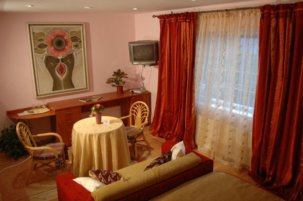 Country Club La Mesteceni Sebeş Værelse billede